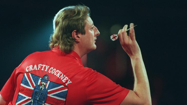 Eric Bristow throwing a dart